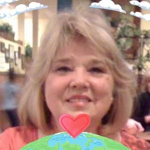 Meet your Posher, Janet